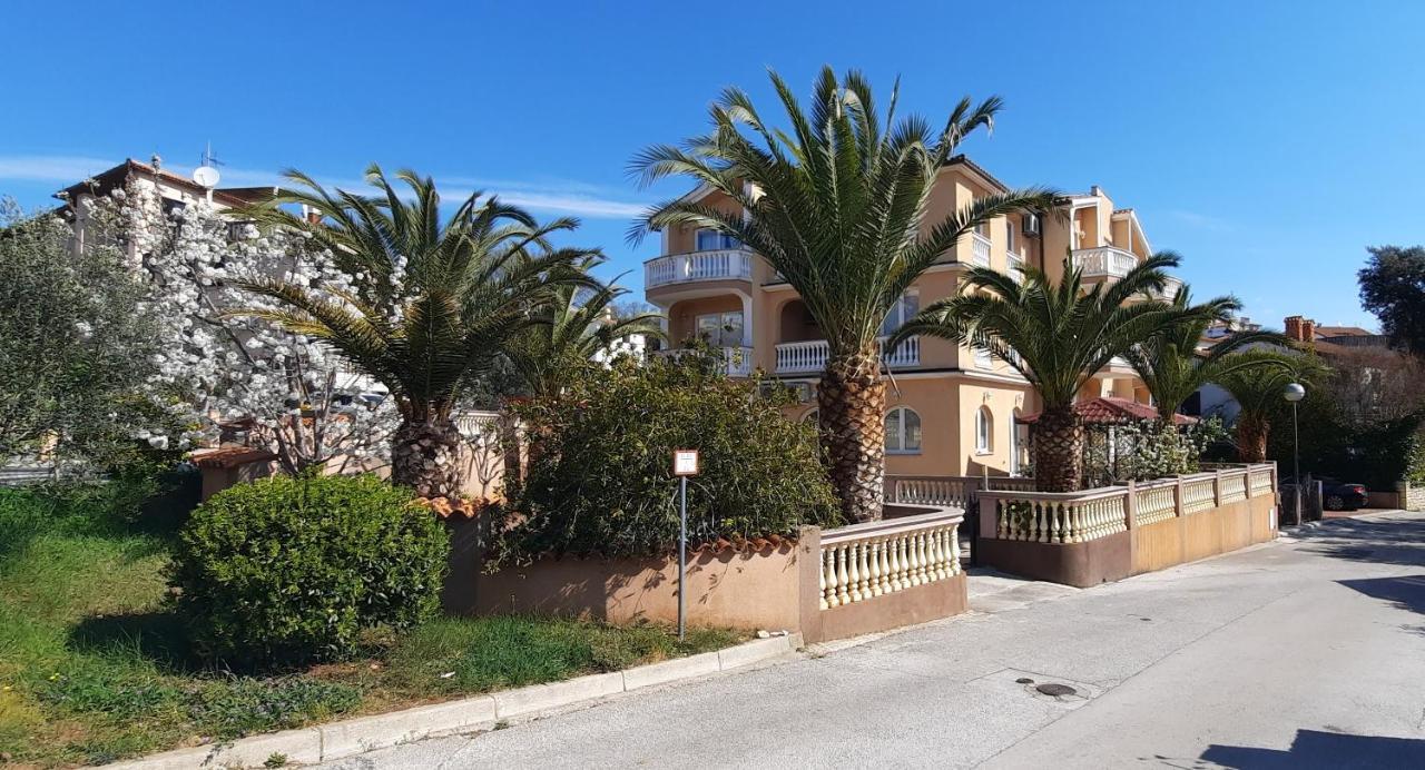 Apartments Canaria Pula Zewnętrze zdjęcie