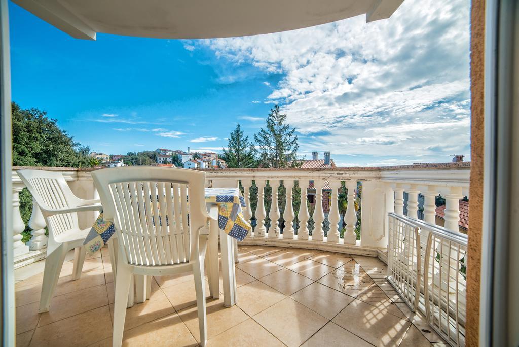 Apartments Canaria Pula Zewnętrze zdjęcie