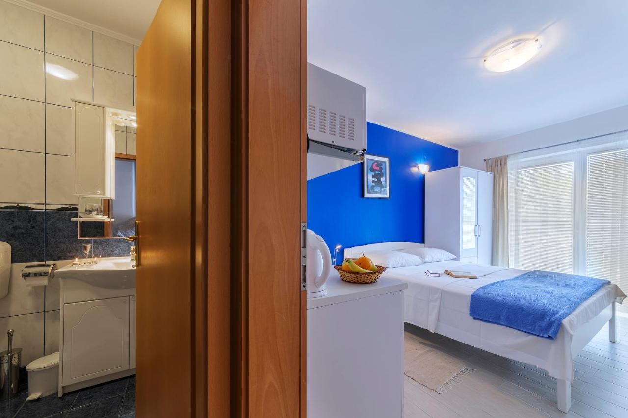 Apartments Canaria Pula Zewnętrze zdjęcie