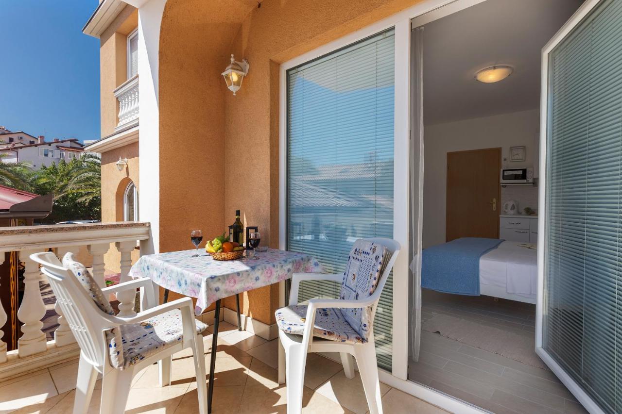 Apartments Canaria Pula Zewnętrze zdjęcie