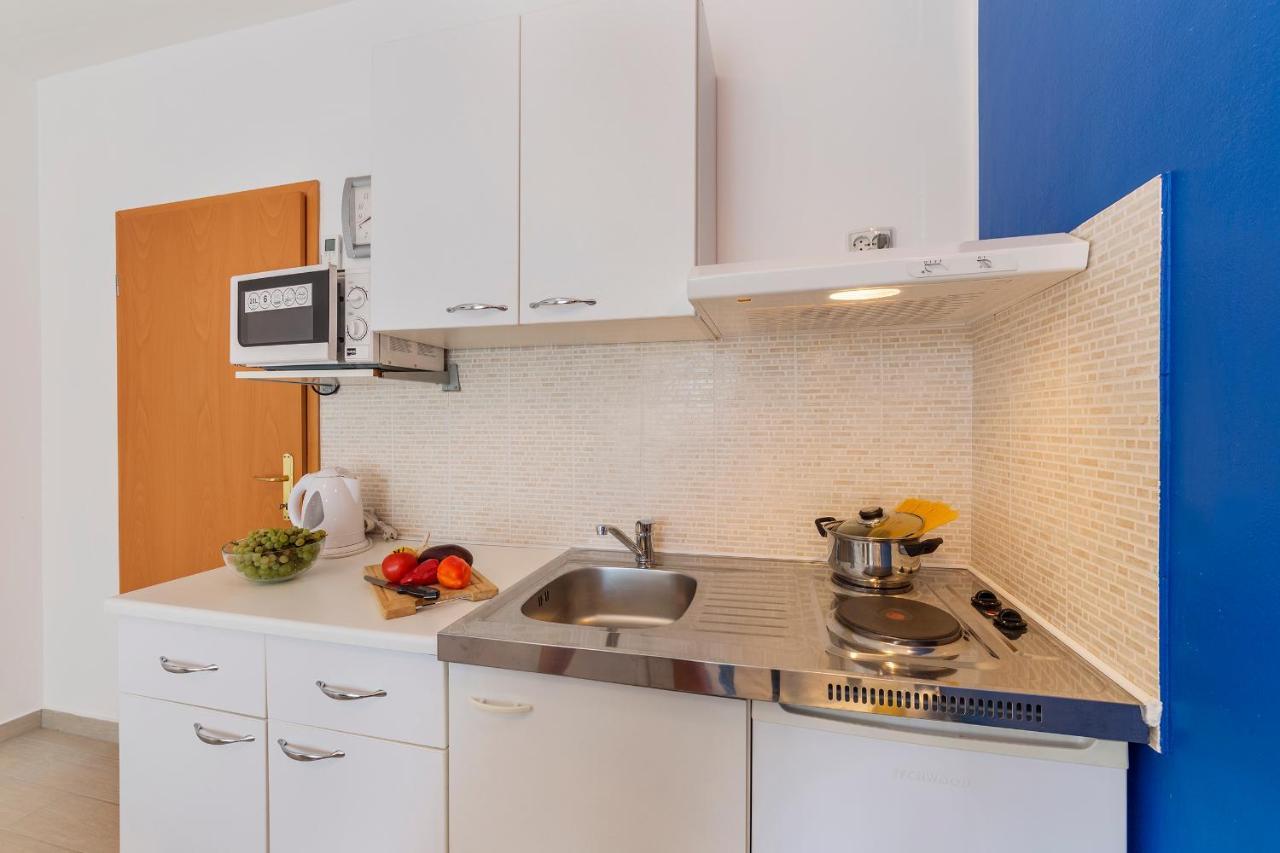 Apartments Canaria Pula Zewnętrze zdjęcie