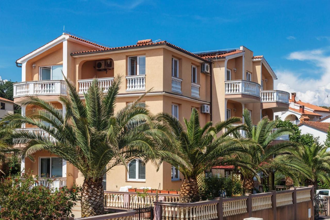 Apartments Canaria Pula Zewnętrze zdjęcie