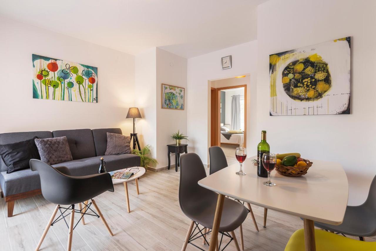 Apartments Canaria Pula Zewnętrze zdjęcie