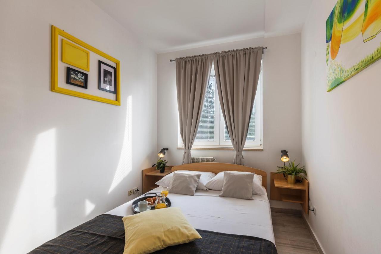 Apartments Canaria Pula Zewnętrze zdjęcie