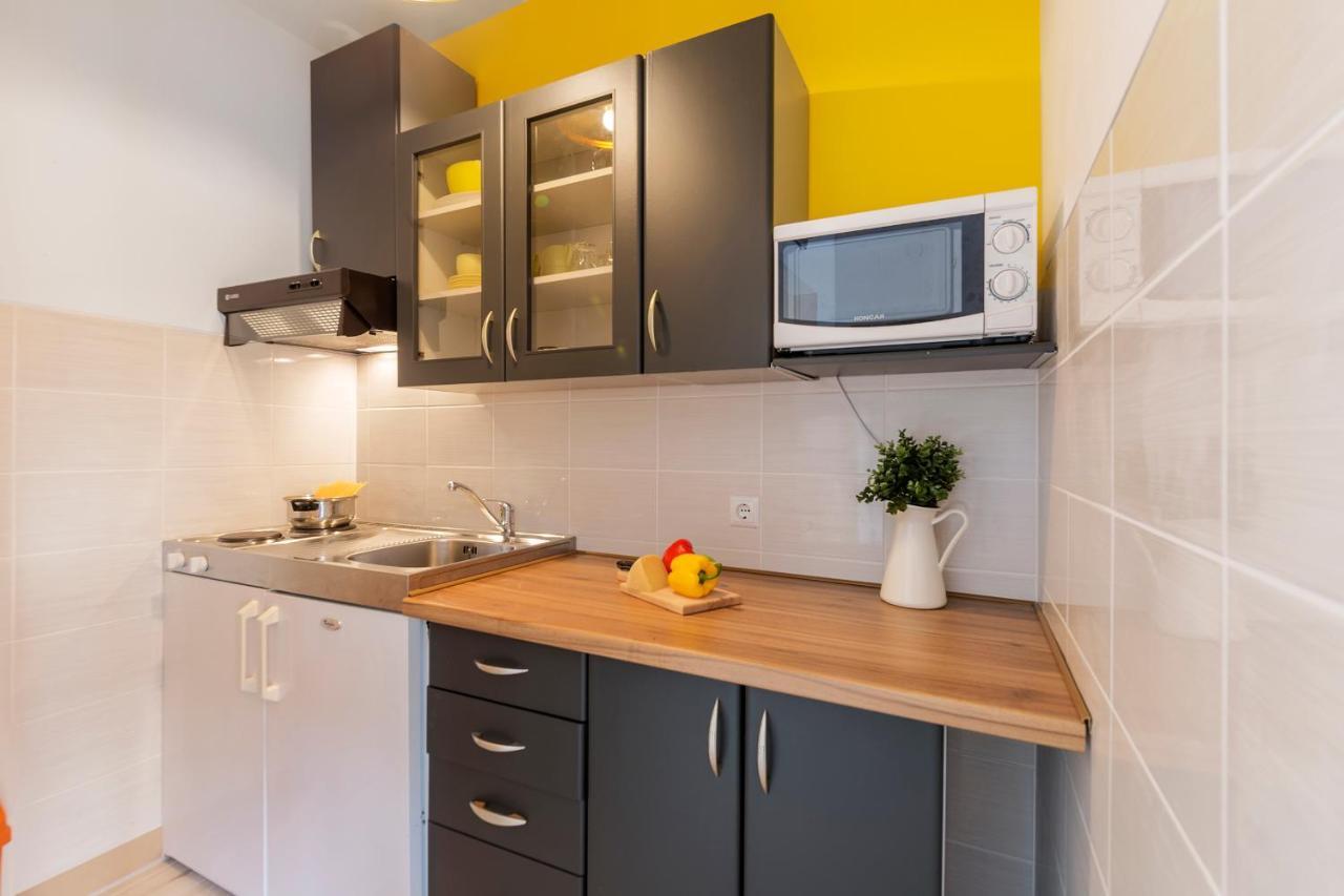 Apartments Canaria Pula Zewnętrze zdjęcie
