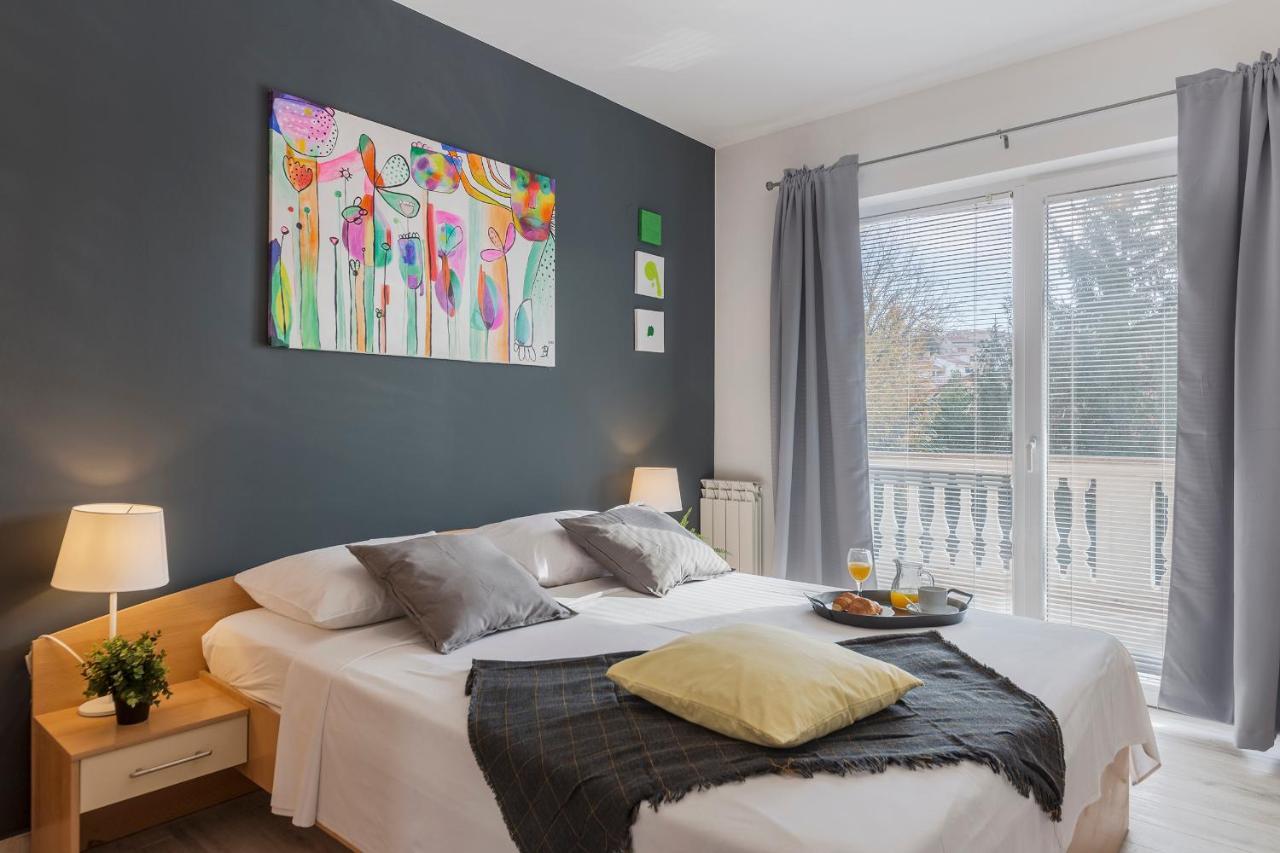 Apartments Canaria Pula Zewnętrze zdjęcie