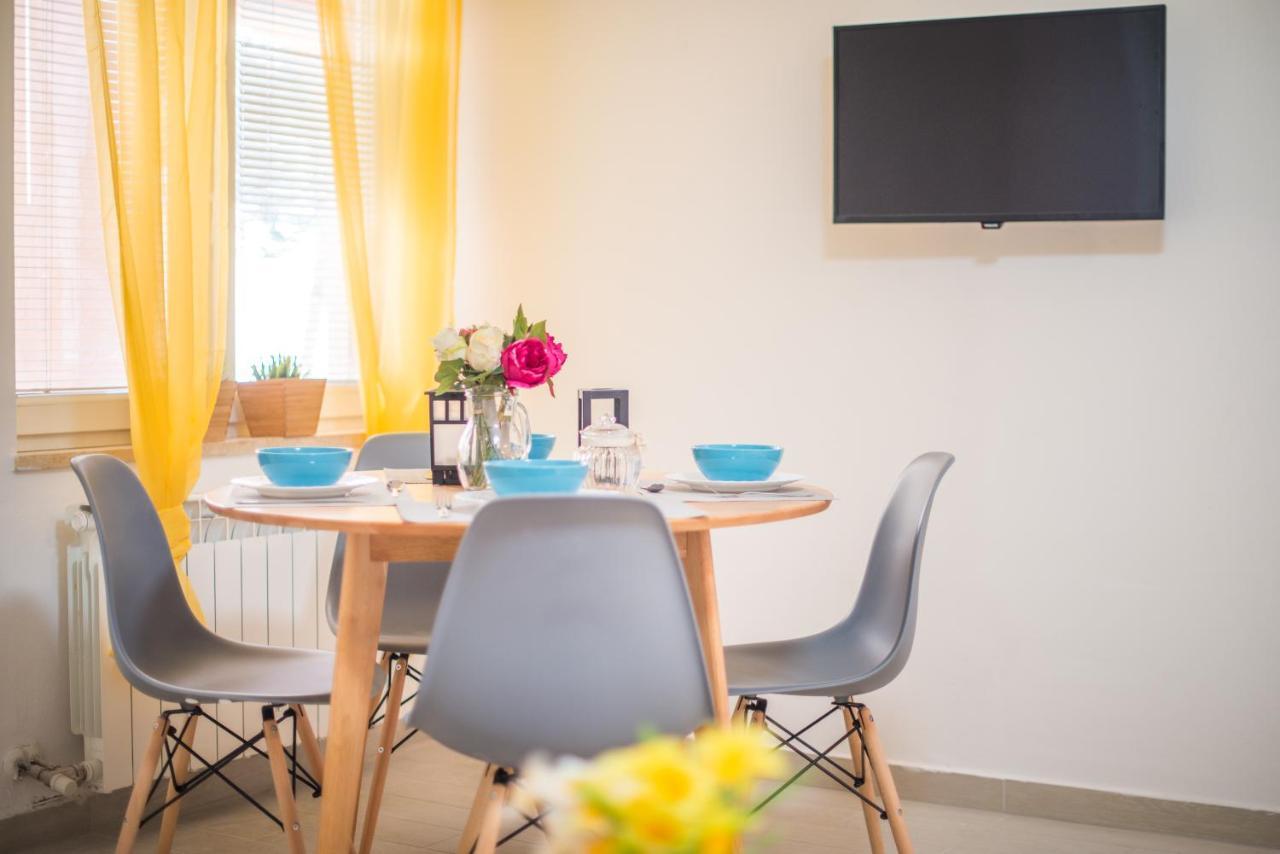 Apartments Canaria Pula Zewnętrze zdjęcie